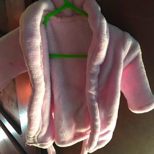 3-6 month robe great condition